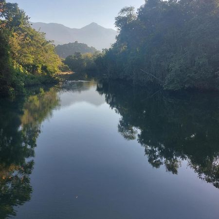 شقة Aconchegante Kitnet Em Angra Dos Reis-Rj, Ideal Para Casal المظهر الخارجي الصورة